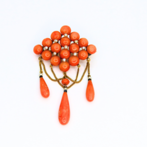 Broche corail et perles