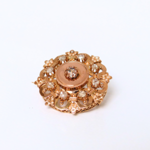 Broche blason diamants