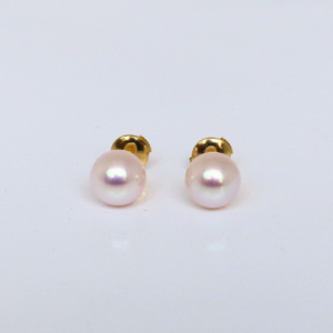 Boucles d'oreilles perle blanche