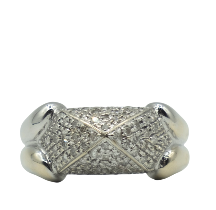 BAGUE PAVAGE EN OR GRIS ET DIAMANTS