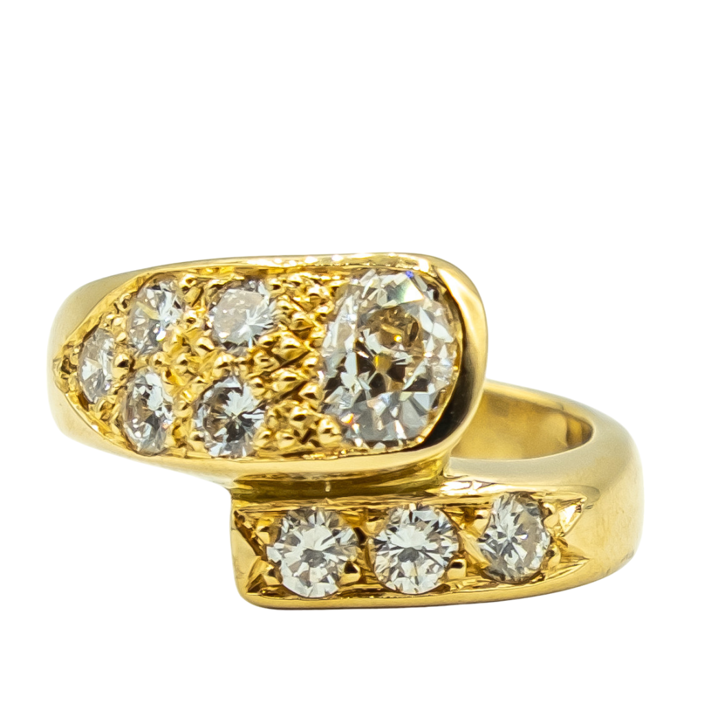 BAGUE ANCIENNE EN OR JAUNE ET DIAMANTS