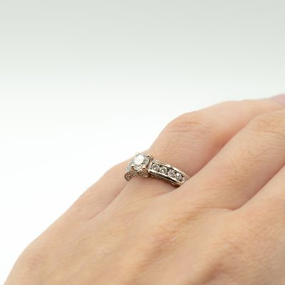BAGUE EN OR BLANC ET DIAMANTS – Image 5