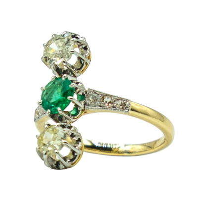 BAGUE EN PLATINE DIAMANTS ET ÉMERAUDE – Image 2