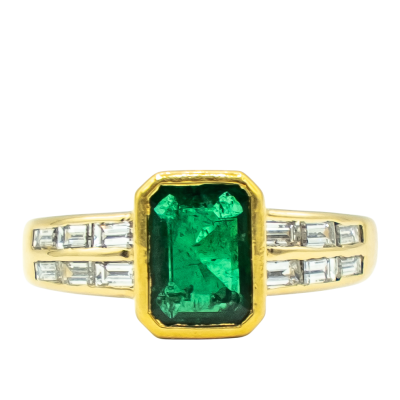 BAGUE EN OR JAUNE ÉMERAUDE ET DIAMANTS
