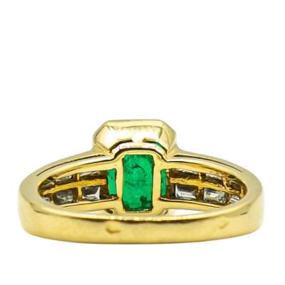 BAGUE EN OR JAUNE ÉMERAUDE ET DIAMANTS – Image 3