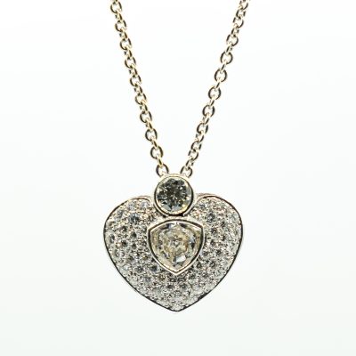 COLLIER EN OR GRIS ET PENDENTIF CŒUR DIAMANTS – Image 2