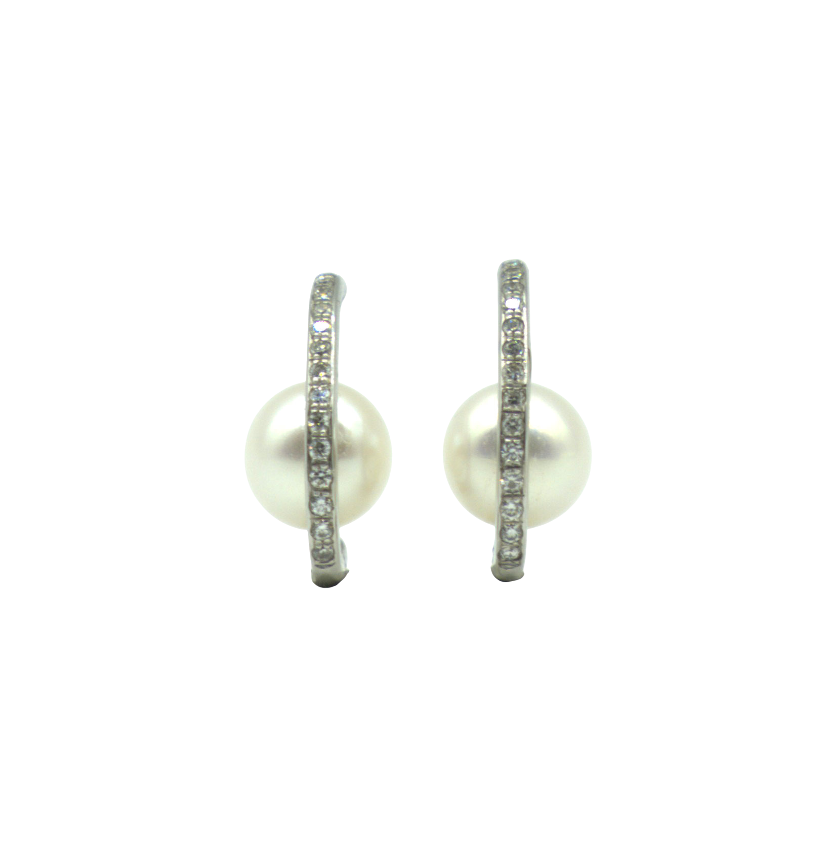 BOUCLES D'OREILLES PERLE EAU DOUCE ET DIAMANTS
