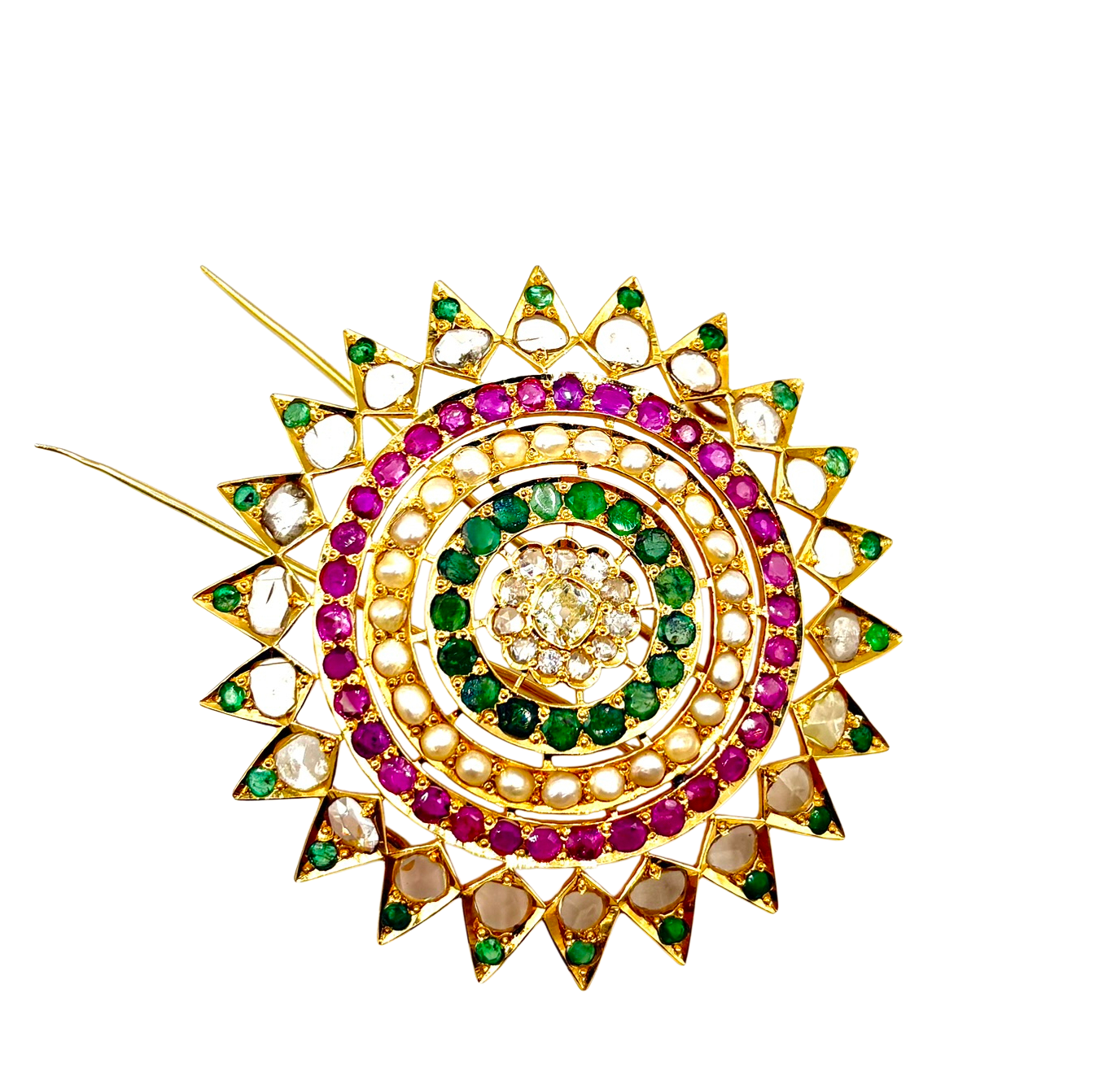 BROCHE SOLEIL RUBIS, ÉMERAUDE, DEMI PERLES ET DIAMANTS TAILLE ROSE